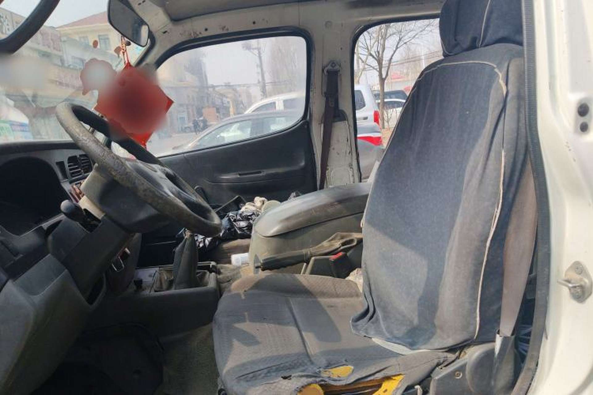 Used Jinbei Hiace 2011 2.0L 5th Generation Kuaiyunwang Standard Version 4G19 Left Front Seat