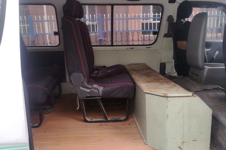 Used Jinbei Hiace 2011 2.0L 5th Generation Kuaiyunwang Comfort Z-Type 4G20B Left Rear Seat