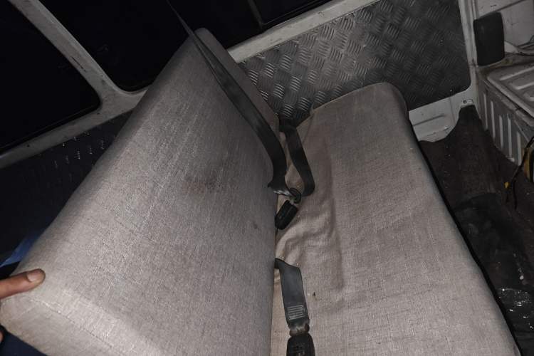 Used Jinbei Hiace 2011 2.0L 5th Generation Kuaiyunwang Comfort Z-Type 4G19 Left Rear Seat