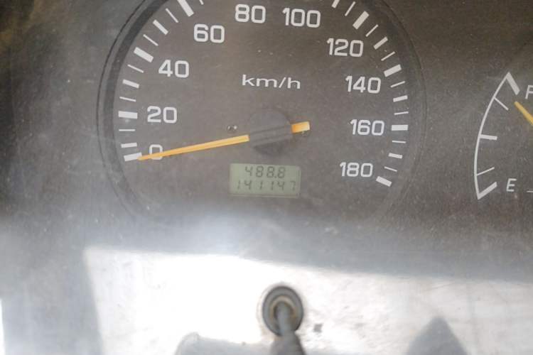 Used Jinbei Hiace 2011 2.0L 5th Generation Kuaiyunwang Standard Version 4G20B Odometer Close Up
