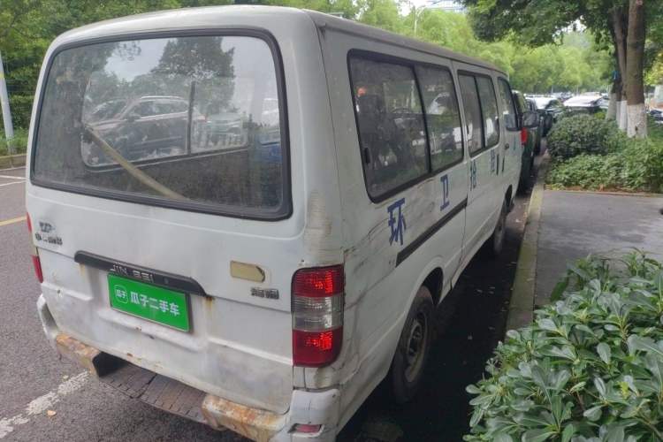 Used Jinbei Hiace 2011 2.0L Sixth-Generation Classic Standard 4G20D4B Rear Right 45 Deg