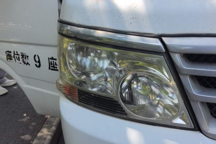 Used Jinbei Hiace 2011 2.0L 5th Generation Kuaiyunwang Comfort Z-Type 4G20B Right Front Headlight