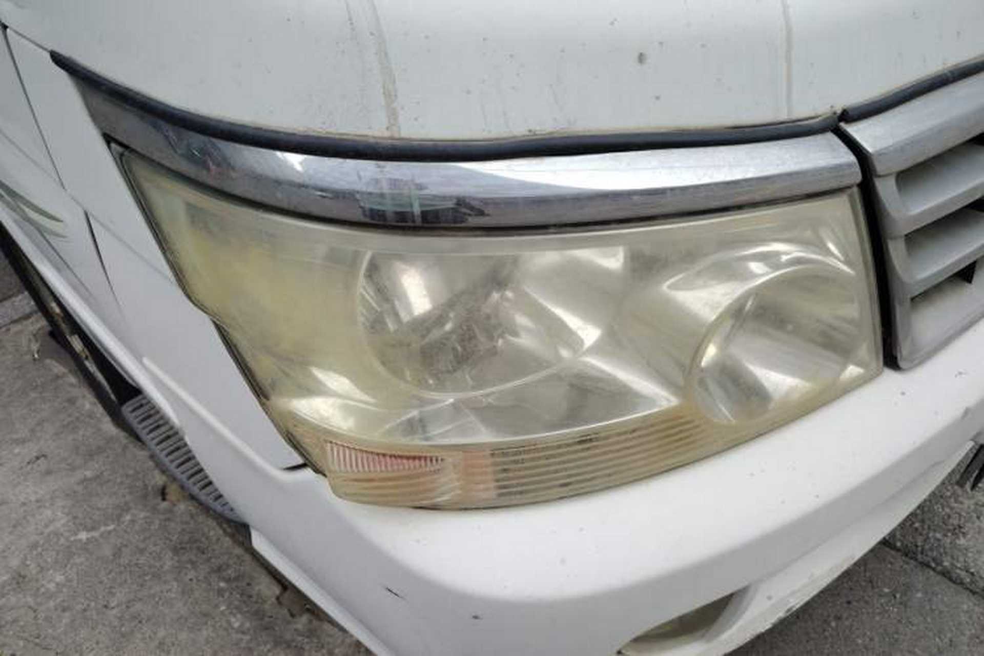 Used Jinbei Hiace 2011 2.0L 5th Generation Kuaiyunwang Luxury Version 4G20B Right Front Headlight