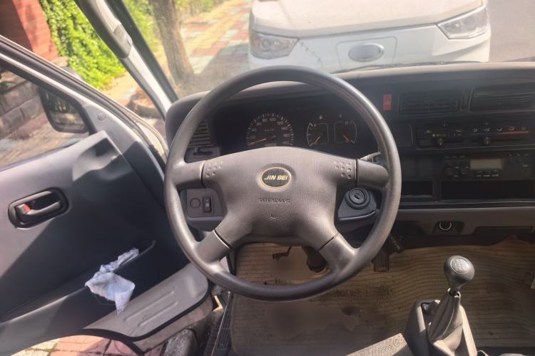 Used Jinbei Hiace 2011 2.0L Fifth-Generation Xiangyun Classic 4G20D4B Steering Wheel