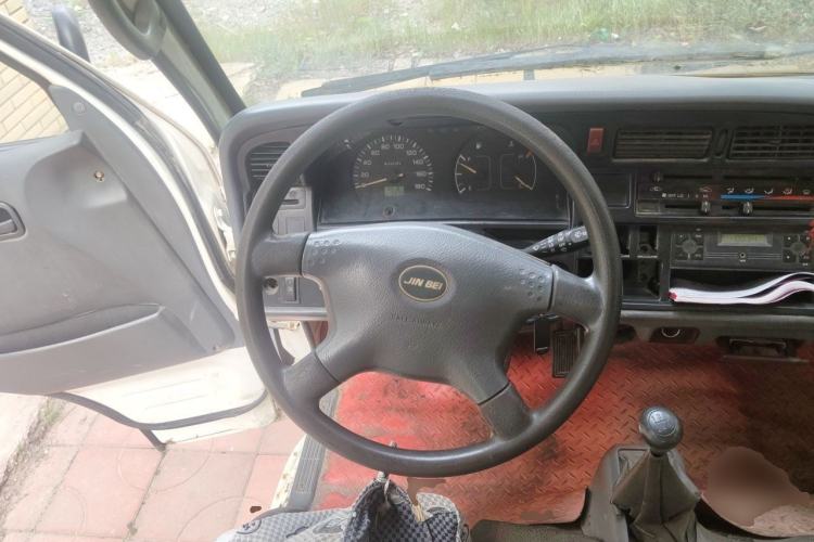 Used Jinbei Hiace 2011 2.0L 5th Generation Kuaiyunwang Standard Version 4G19 Steering Wheel
