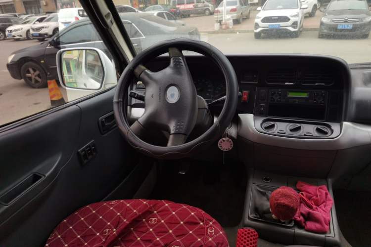 Used Jinbei Hiace 2011 2.0L 5th Generation Kuaiyunwang Comfort Type K 4G19 Steering Wheel