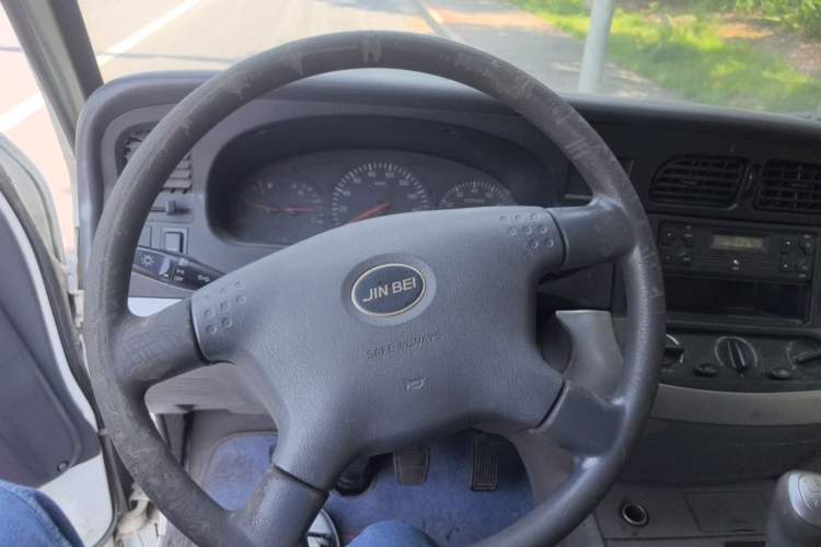 Used Jinbei Hiace 2011 2.0L 5th Generation Kuaiyunwang Comfort Z-Type 4G20B Steering Wheel