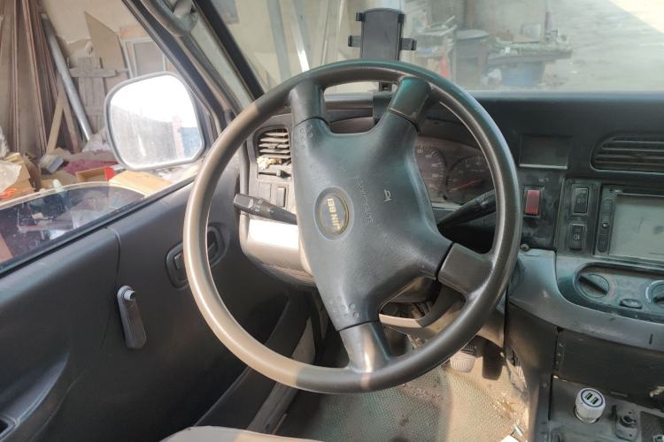 Used Jinbei Hiace 2011 2.0L 5th Generation Kuaiyunwang Comfort Type K 4G19 Steering Wheel