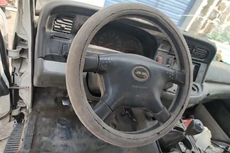 Used Jinbei Hiace 2011 2.0L 5th Generation Kuaiyunwang Standard Version 4G19 Steering Wheel