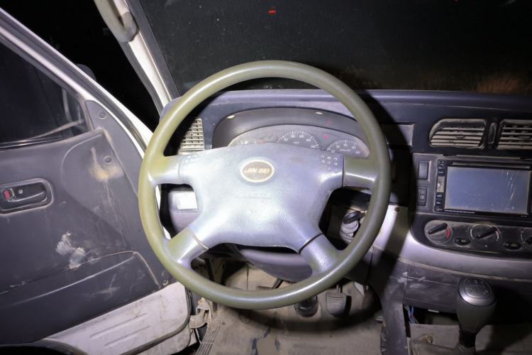 Used Jinbei Hiace 2011 2.0L 5th Generation Kuaiyunwang Standard Version 4G19 Steering Wheel
