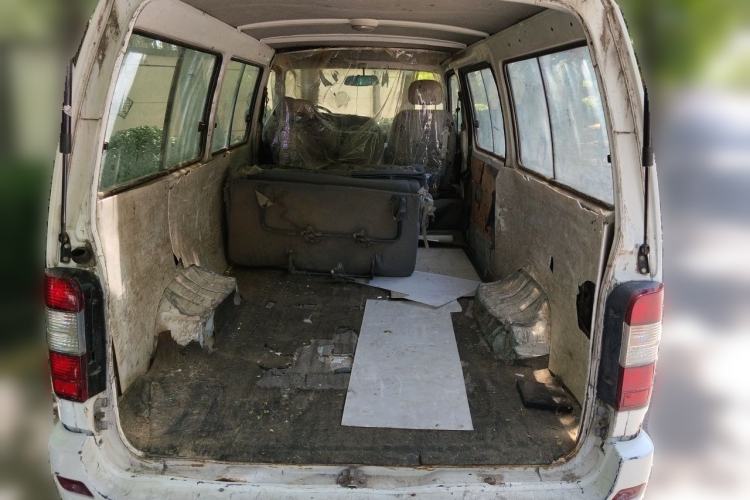Used Jinbei Hiace 2011 2.0L 5th Generation Kuaiyunwang Comfort Type K 4G19 Trunk