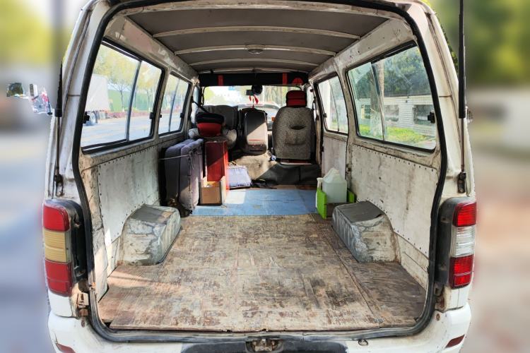 Used Jinbei Hiace 2011 2.0L 5th Generation Kuaiyunwang Standard Version 4G20B Trunk