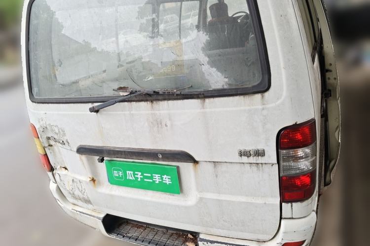 Used Jinbei Hiace 2011 2.0L 5th Generation Kuaiyunwang Standard Version 4G19 Trunk