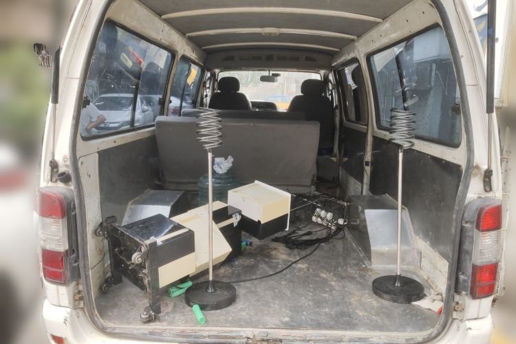 Used Jinbei Hiace 2011 2.0L 5th Generation Kuaiyunwang Standard Version 4G20B Trunk