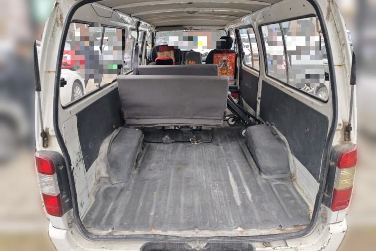 Used Jinbei Hiace 2011 2.0L 5th Generation Kuaiyunwang Standard Version 4G19 Trunk
