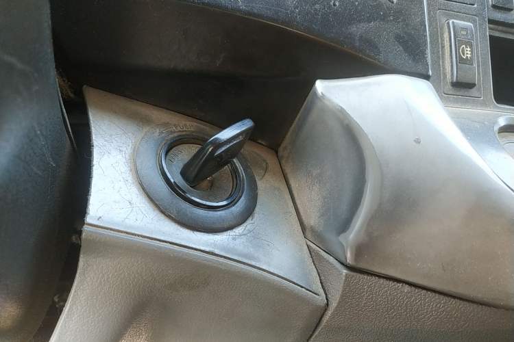 Used Jinbei Hiace 2011 2.0L 5th Generation Kuaiyunwang Comfort Type K 4G19 Vehicle Key