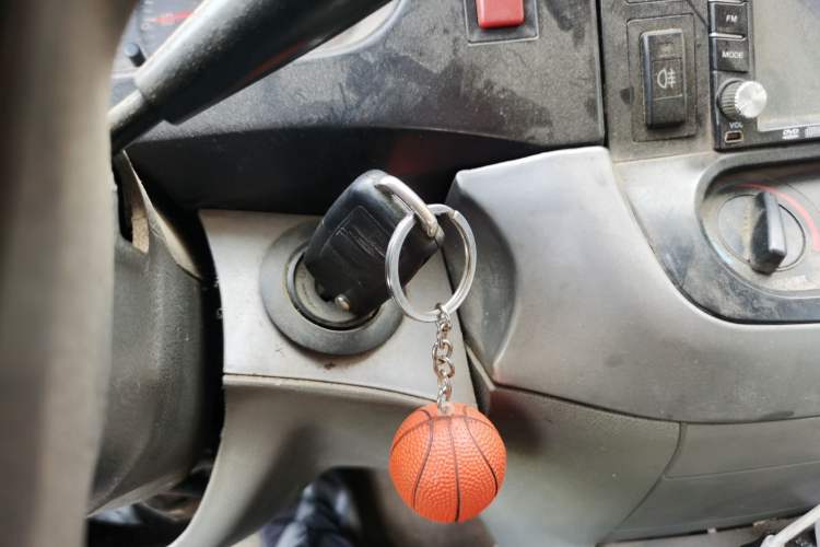 Used Jinbei Hiace 2011 2.0L Fifth-Generation Kuaiyunwang Comfort Type K 4G20B Vehicle Key
