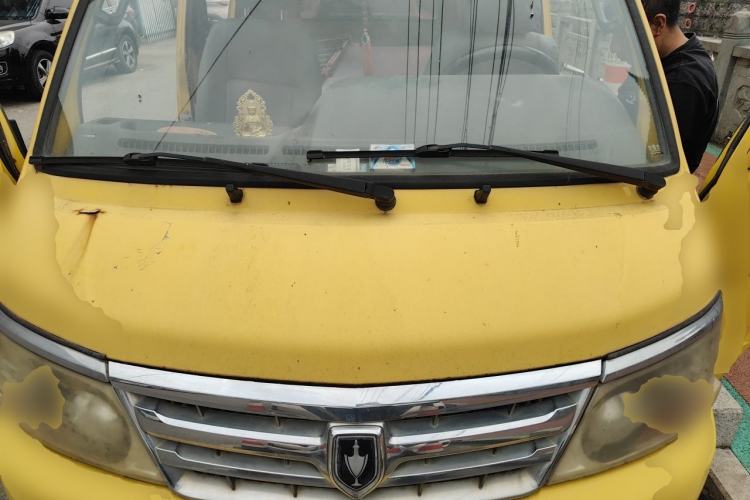 Used Jinbei Hiace 2011 2.0L 5th Generation Power King Comfort Version 4G20D4B Engine Bay