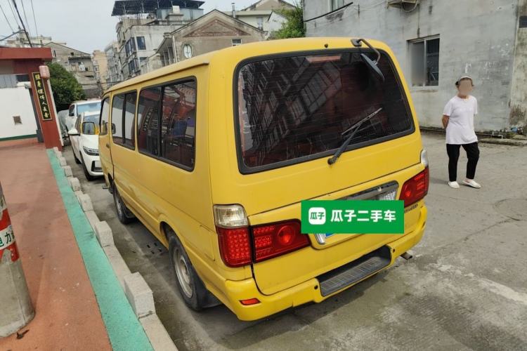 Used Jinbei Hiace 2011 2.0L 5th Generation Power King Comfort Version 4G20D4B Rear Left 45 Deg