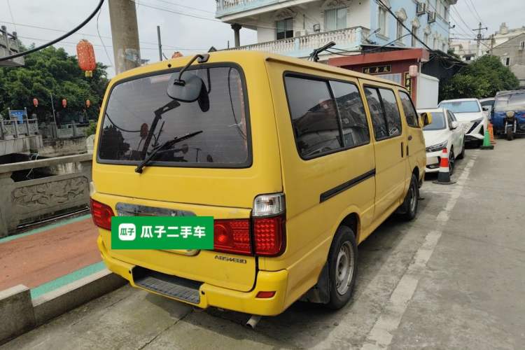 Used Jinbei Hiace 2011 2.0L 5th Generation Power King Comfort Version 4G20D4B Rear Right 45 Deg