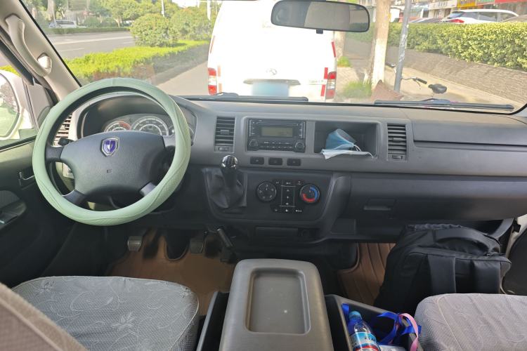 Used Jinbei Hiace 2012 2.4L Da Hai Shi W Luxury Edition Center Console