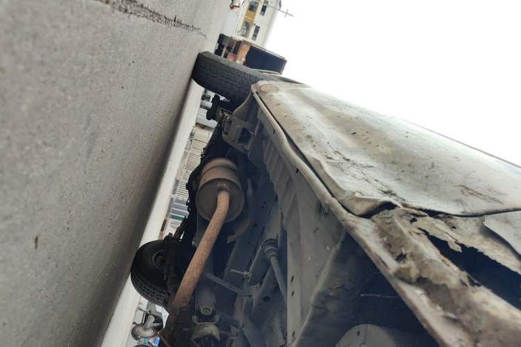 Used Jinbei Hiace  Chassis Front Right