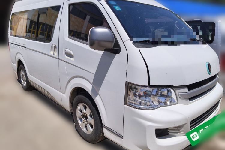 Used Jinbei Hiace 2012 2.4L Da Hai Shi W Standard Edition Front Right 45 Deg