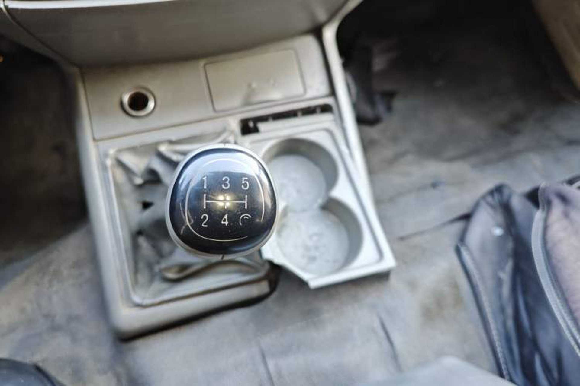 Used Jinbei Hiace  Gear Lever