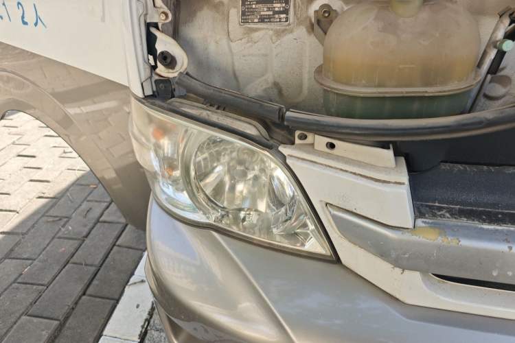 Used Jinbei Hiace 2012 2.4L Da Hai Shi W Luxury Edition Right Front Headlight