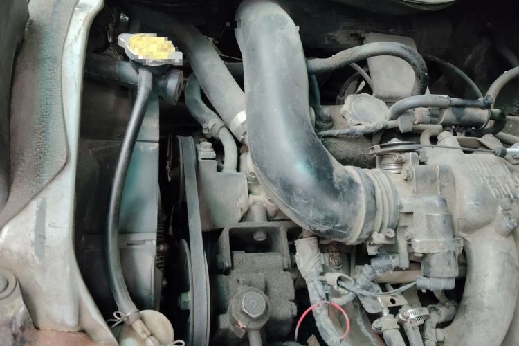 Used Jinbei Hiace  Engine Bay Right