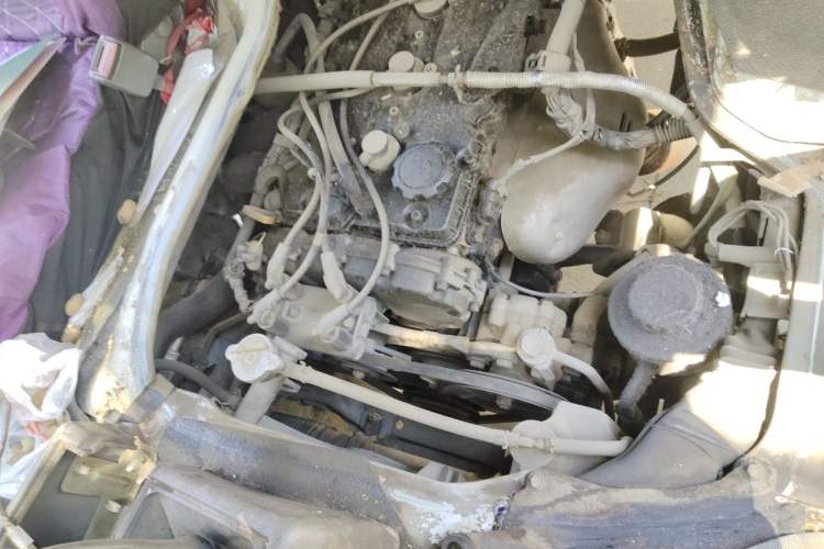 Used Jinbei Hiace  Engine Bay