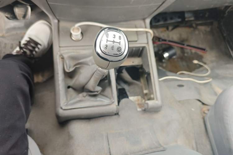 Used Jinbei Hiace  Gear Lever