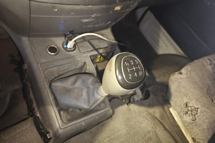 Used Jinbei Hiace  Gear Lever