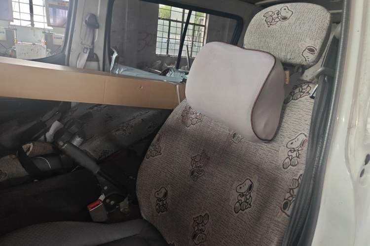 Used Jinbei Hiace  Left Rear Seat