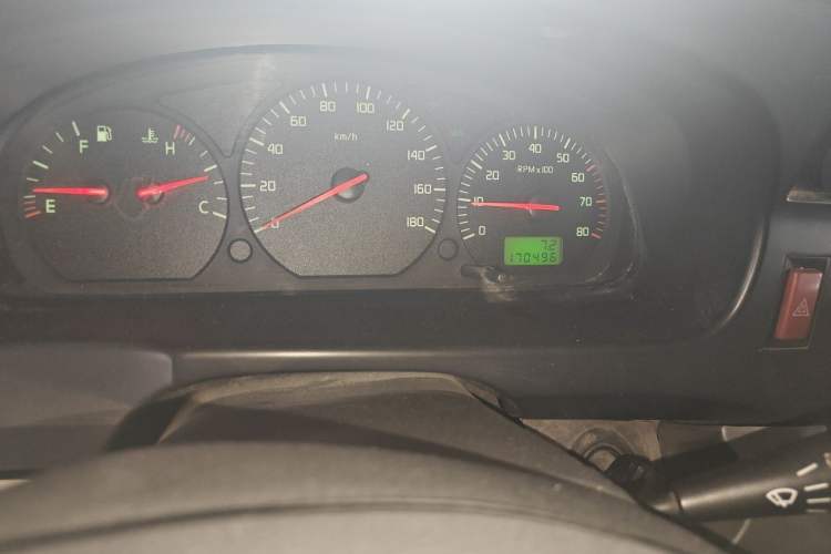 Used Jinbei Hiace  Odometer Close Up