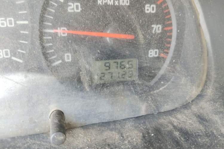 Used Jinbei Hiace  Odometer Close Up