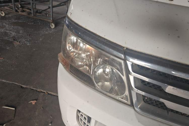 Used Jinbei Hiace  Right Front Headlight