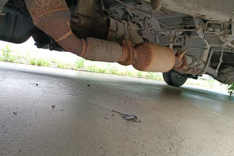 Used Jinbei Hiace 2014 2.0L Fifth-Generation Xiangyun Comfort Type 1 4G21C Chassis Front Left