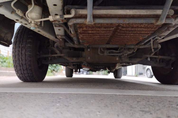 Used Jinbei Hiace 2014 2.0L 5th-Gen Power King Comfort Version V19 Chassis Front