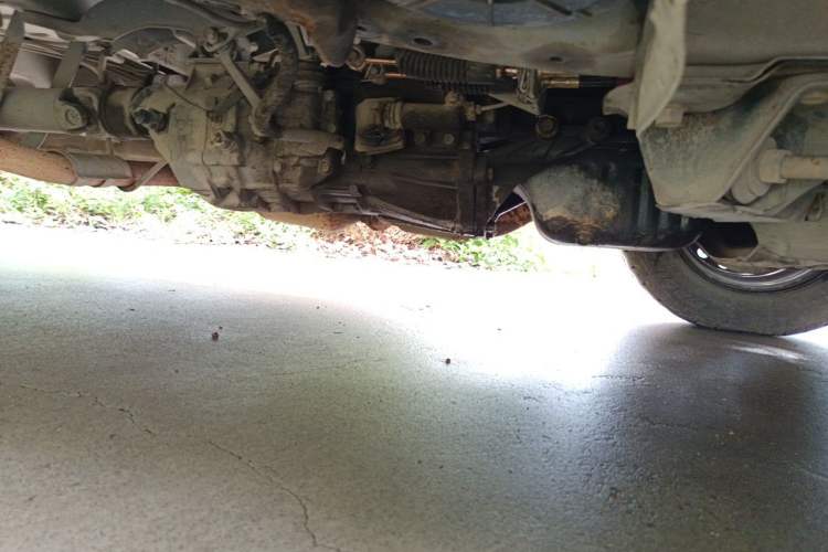 Used Jinbei Hiace 2014 2.0L Fifth-Generation Xiangyun Comfort Type 1 4G21C Chassis Front Right