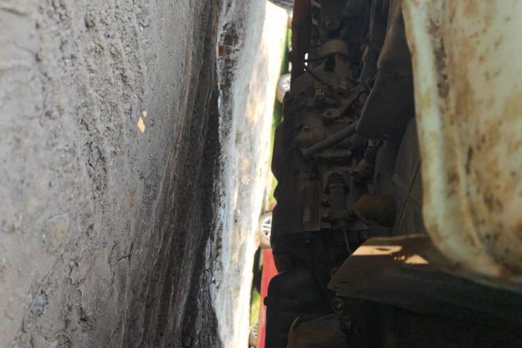 Used Jinbei Hiace 2014 2.0L Fifth-Generation Xiangyun Comfort Type 1 4G20C Chassis Front Right