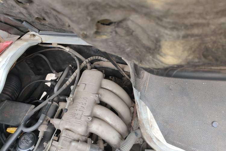 Used Jinbei Hiace 2014 2.0L 5th Generation Kuaiyunwang Business Version 4G20B Engine Bay Right