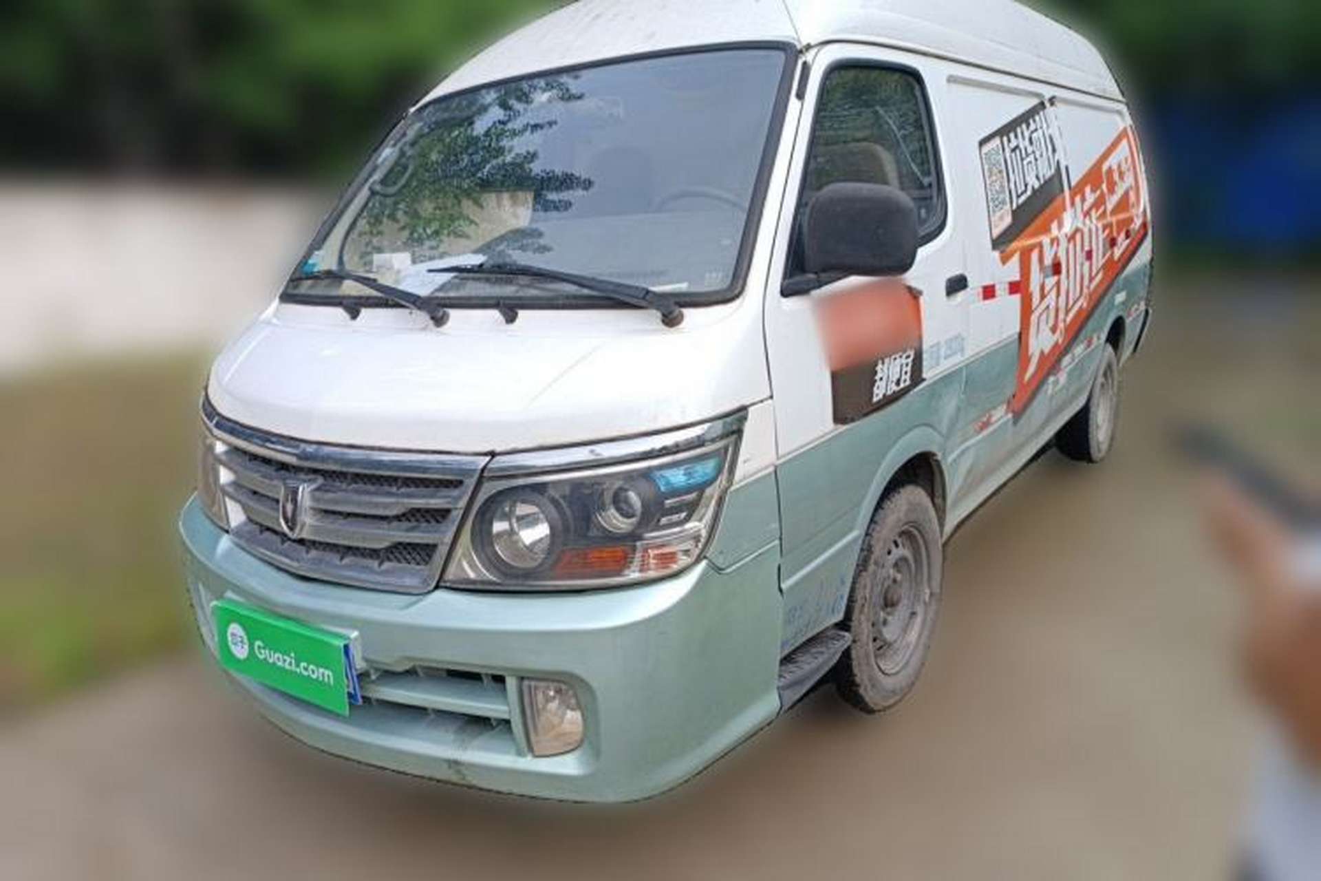 Used Jinbei Hiace 2014 2.0L Fifth-Generation Xiangyun Comfort Type 1 4G21C Front Left 45 Deg