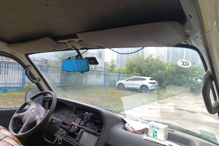 Used Jinbei Hiace 2014 2.0L Fifth-Generation Xiangyun Comfort Type 1 4G21C Headliner
