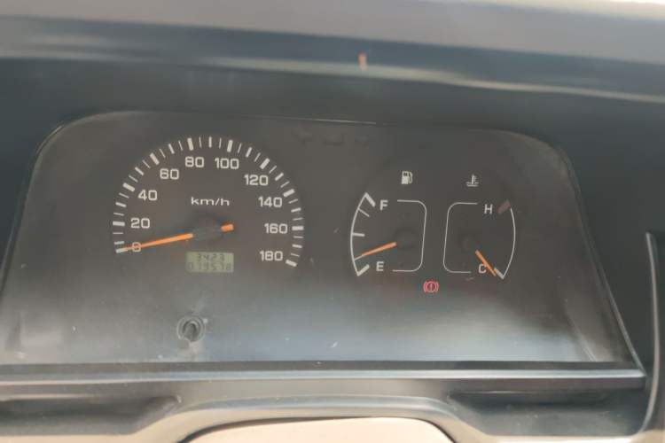 Used Jinbei Hiace 2014 2.0L Fifth-Generation Xiangyun Comfort Type 1 4G20C Instrument Cluster
