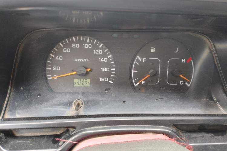 Used Jinbei Hiace 2014 2.0L 5th Generation Kuaiyunwang Business Version 4G21B Instrument Cluster