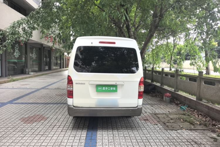 Used Jinbei Hiace 2014 2.0L Comfort Version V19 Rear
