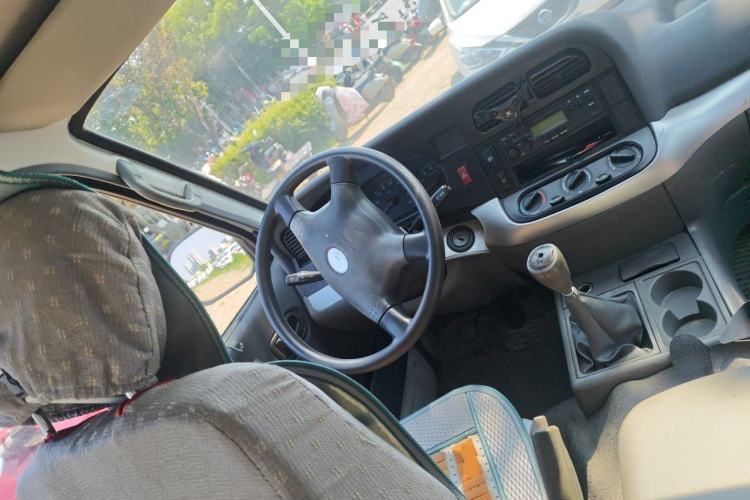 Used Jinbei Hiace 2014 2.0L Fifth-Generation Xiangyun Comfort Type 1 4G20C Steering Wheel