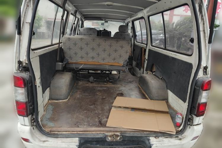 Used Jinbei Hiace 2014 2.0L 5th Generation Kuaiyunwang Business Version 4G20B Trunk