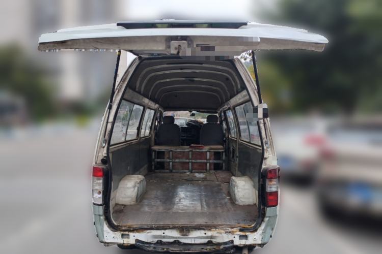 Used Jinbei Hiace 2014 2.0L 5th Generation Kuaiyunwang Business Version 4G21B Trunk